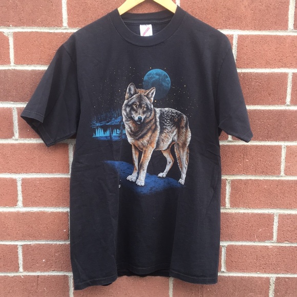 Vintage Tops - Vintage Wolf T-Shirt